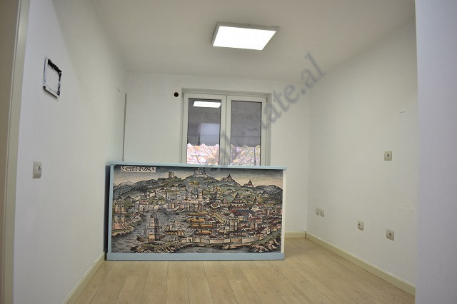 Office space for rent in 4 Deshmoret street,&nbsp;in Tirana, Albania.
The space is positioned on th